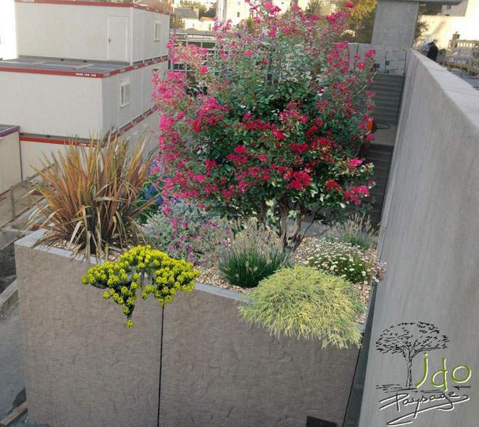 Composition florale pot extérieur Bressuire