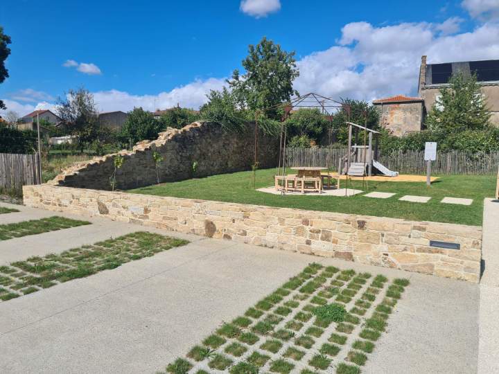 Maçonnerie paysagère Création de murets en pierres naturelles