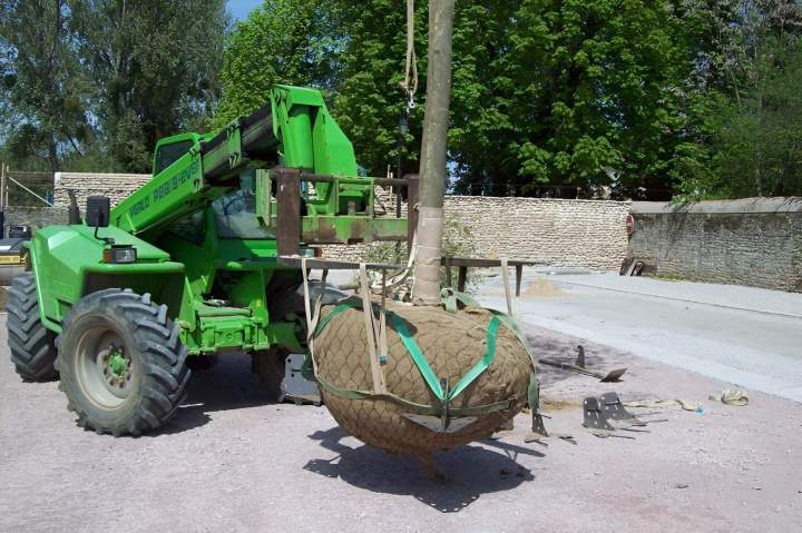 Engin pour travaux de terrassement Bressuire